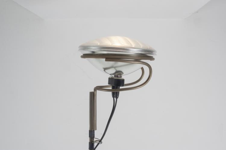 Bild 4 zu Objekt, 'Toio' floor lights, 1962, Achille Castiglioni, Flos, Brescia, 131A 147