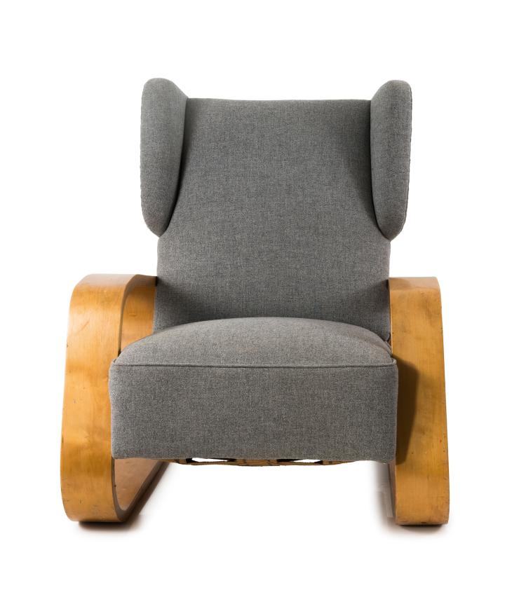 Bild 1 zu Objekt, Two 'Tank' - '38' easy chairs, 1935/36, Alvar Aalto, Huonekalu-ja Rakennusty&ouml;tehdas Oy, Turku, 130A 167