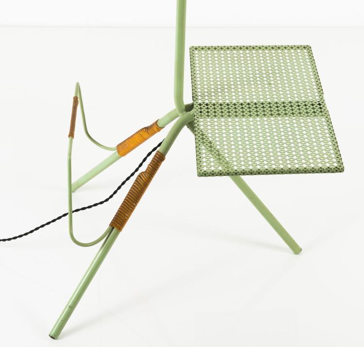 Bild 2 zu Objekt, Floor lamp with magazine rack, c1955, Deutschland, 131B 419