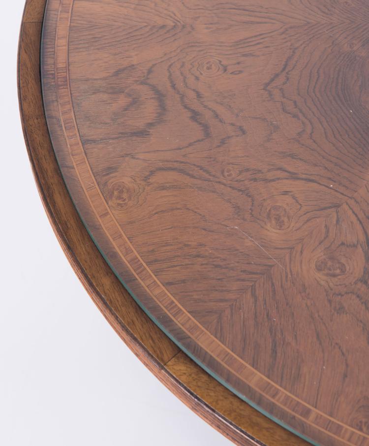 Bild 1 zu Objekt, End table, 1920/30s , Deutschland, 131B 247