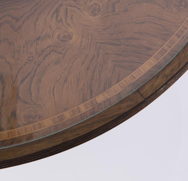 Bild 2 zu Objekt, End table, 1920/30s , Deutschland, 131B 247