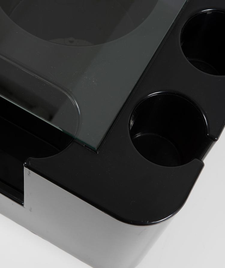 Bild 4 zu Objekt, 'Bacco' liquor table, 1967, Sergio Mazza, Artemide, Mailand, 131A 153