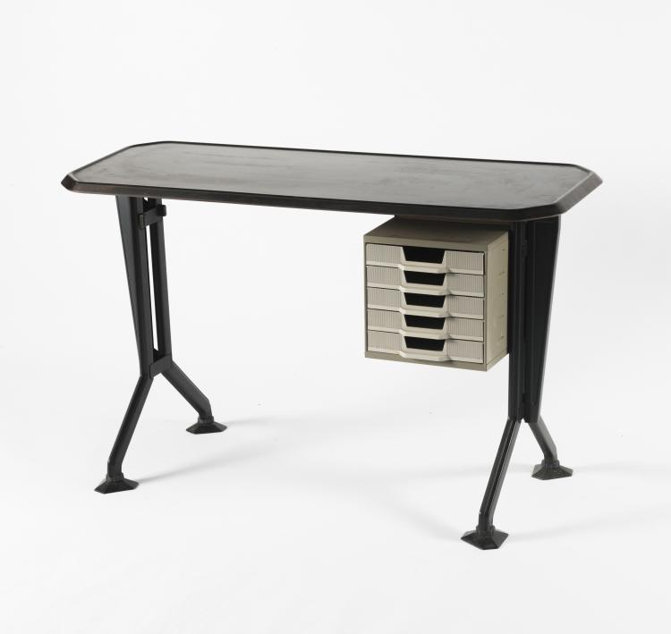 Bild 2 zu Objekt, 'Arco' typewriter desk, 1963, Studio B.B.P.R., Olivetti, Ivrea, 131A 148