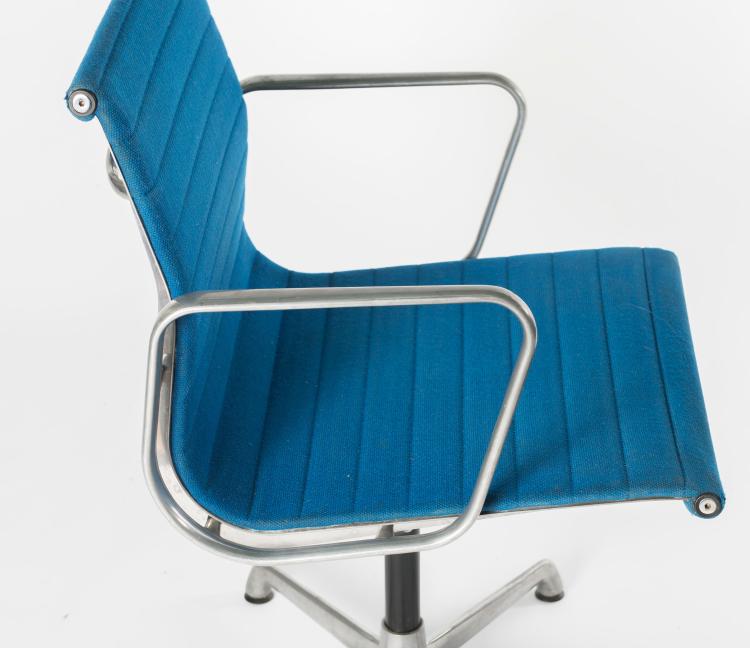 Bild 3 zu Objekt, Two 'Aluminium Group' chairs, 1958, ICF Cadsana, Mailand; Miller, Herman, Zeeland, 131B 442