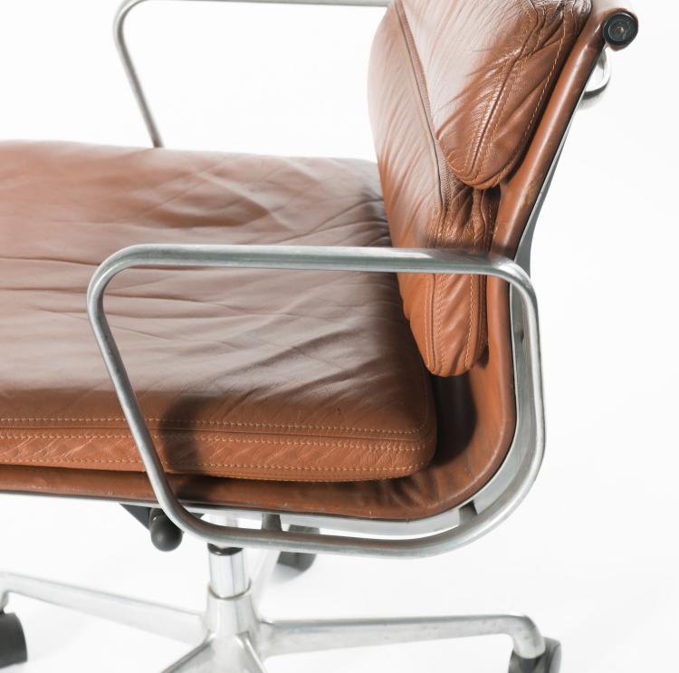 Bild 3 zu Objekt, Armlehnsessel 'Soft pad', 1969, ICF, Cadsana, 131B 524