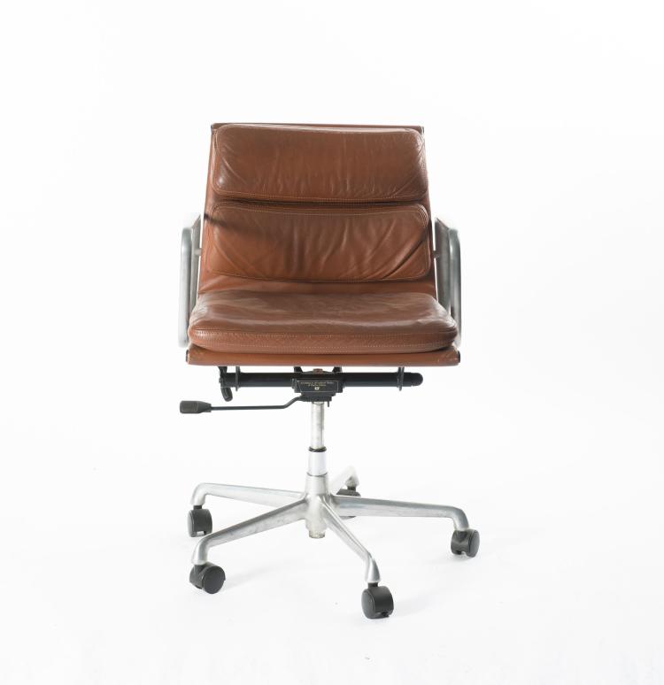 Bild 6 zu Objekt, Armlehnsessel 'Soft pad', 1969, ICF, Cadsana, 131B 524