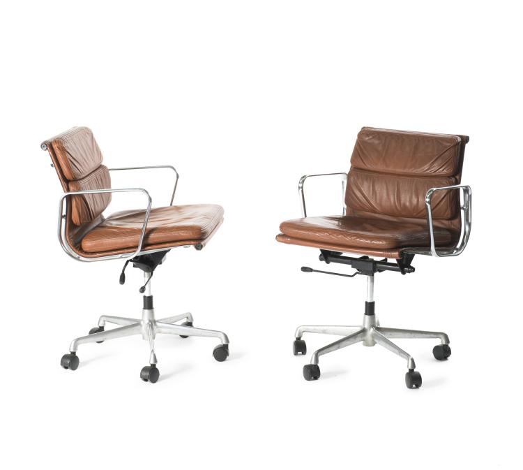 Hauptbild zu Objekt, Two 'Soft pad' armchairs, 1969, ICF, Cadsana, 131B 525