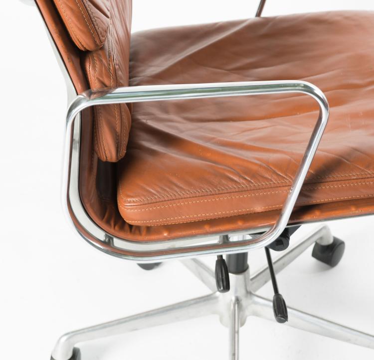 Bild 5 zu Objekt, Two 'Soft pad' armchairs, 1969, ICF, Cadsana, 131B 525