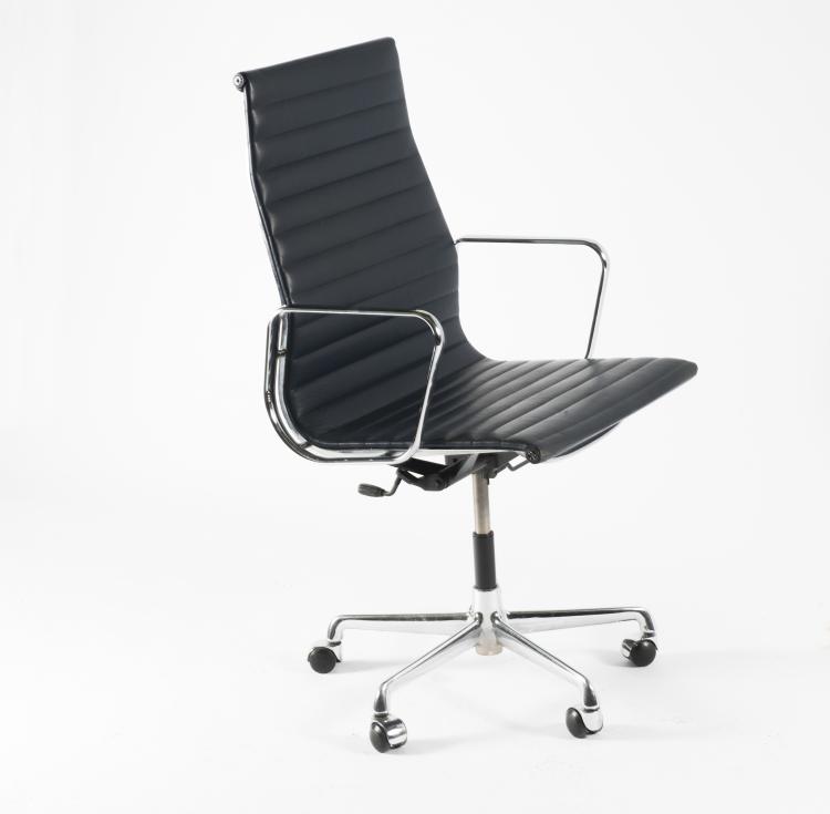 Bild 5 zu Objekt, Highback 'Aluminium Group' chair, 1958, ICF, Cadsana (zugeschrieben), 131B 443