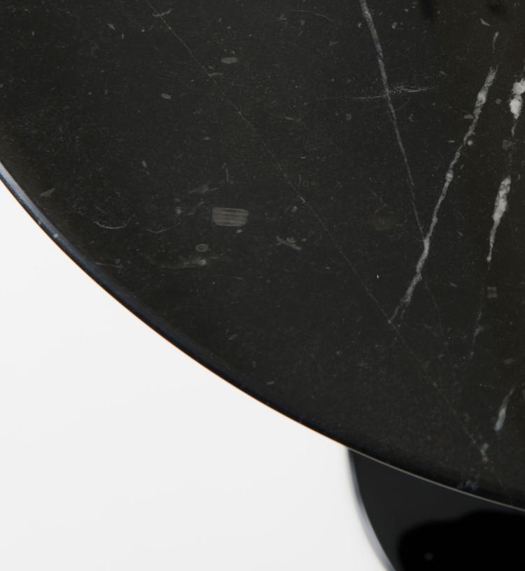 Bild 1 zu Objekt, Two '163' end tables, 1957, Eero Saarinen, Knoll International, New York, 131B 433