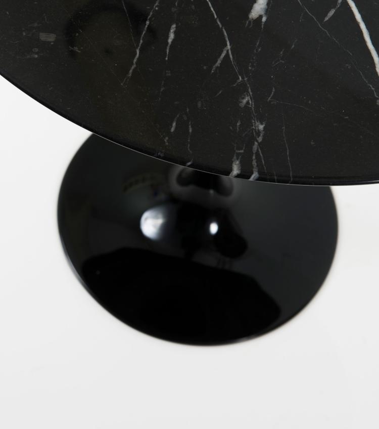 Bild 2 zu Objekt, Two '163' end tables, 1957, Eero Saarinen, Knoll International, New York, 131B 433