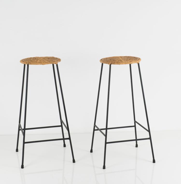 Bild 1 zu Objekt, Two bar stools, 1950s, Kerstin H&ouml;rlin-Holmquist, Nordiska Kompaniet (NK), Stockholm, 131B 357