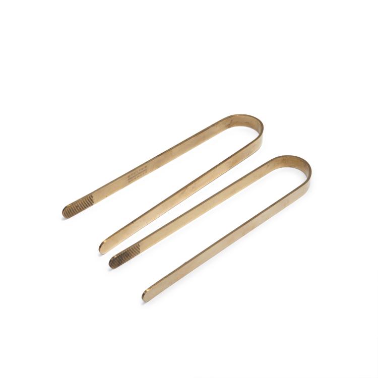 Bild 1 zu Objekt, Two 'Cylinda Line Brass' ice buckets with ice cube tongs, 1967, Arne Jacobsen, Stelton, Gentofte, 131B 456