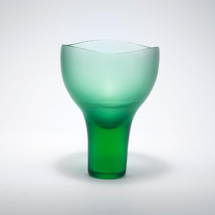 Bild 1 zu Objekt, 'Battuto' vase, c1957, Tobia Scarpa, Venini & C., Murano, 131C 635