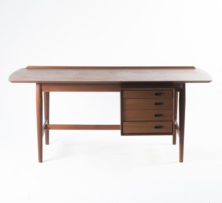 Bild 1 zu Objekt, Writing desk, 1950s, Arne Vodder, Sibast M&oslash;bler, Kopenhagen, 131B 355