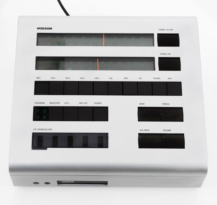 Bild 1 zu Objekt, 'MC 1' stereo system with 2 'BMC 1' loudspeakers, 1974, Rodolfo Bonetto, Voxson, Rom, 131A 97