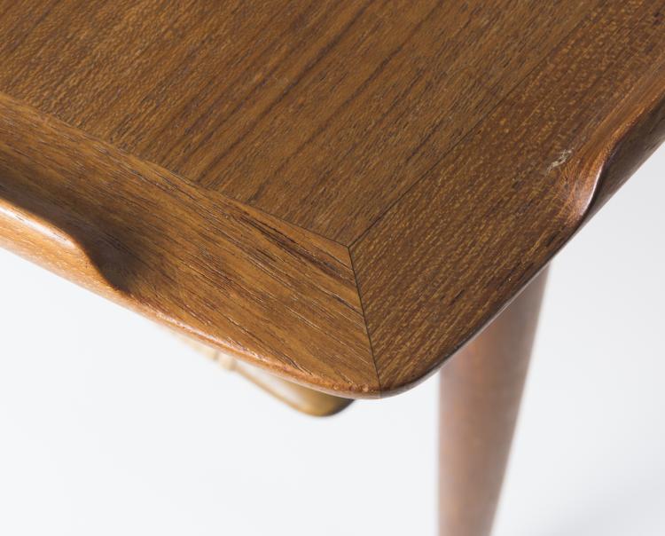 Bild 2 zu Objekt, Two side tables, c1955, Peter Hvidt, France & Daverkosen, Kopenhagen (zugeschrieben); Selig, USA, 131B 428