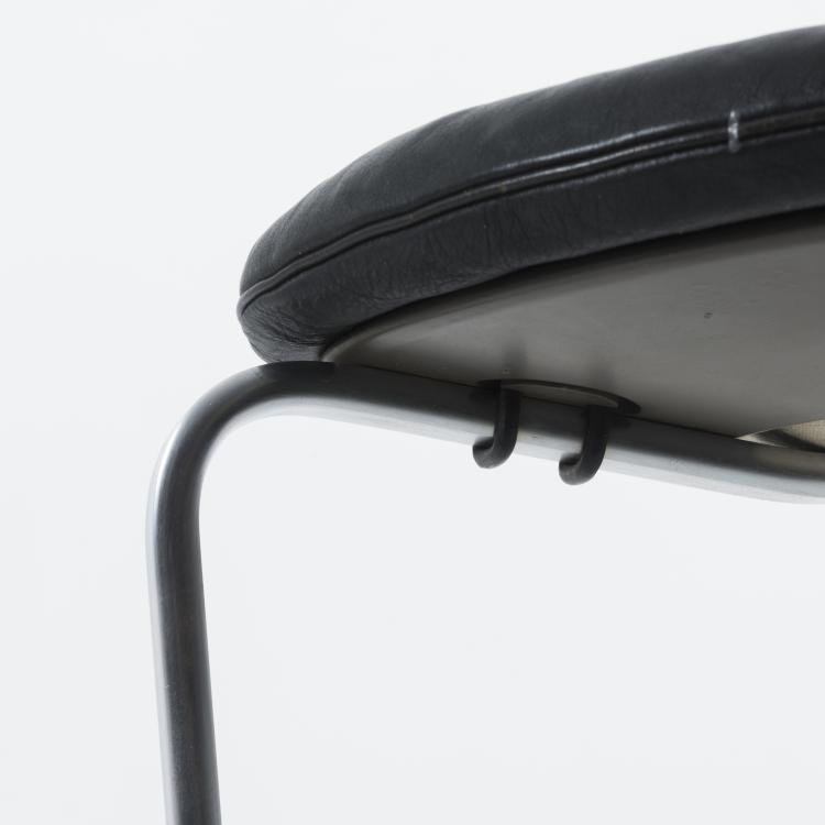 Bild 1 zu Objekt, 'PK-33' stool, 1958 , Poul Kjaerholm, Kold Christensen, Kopenhagen, 131B 445
