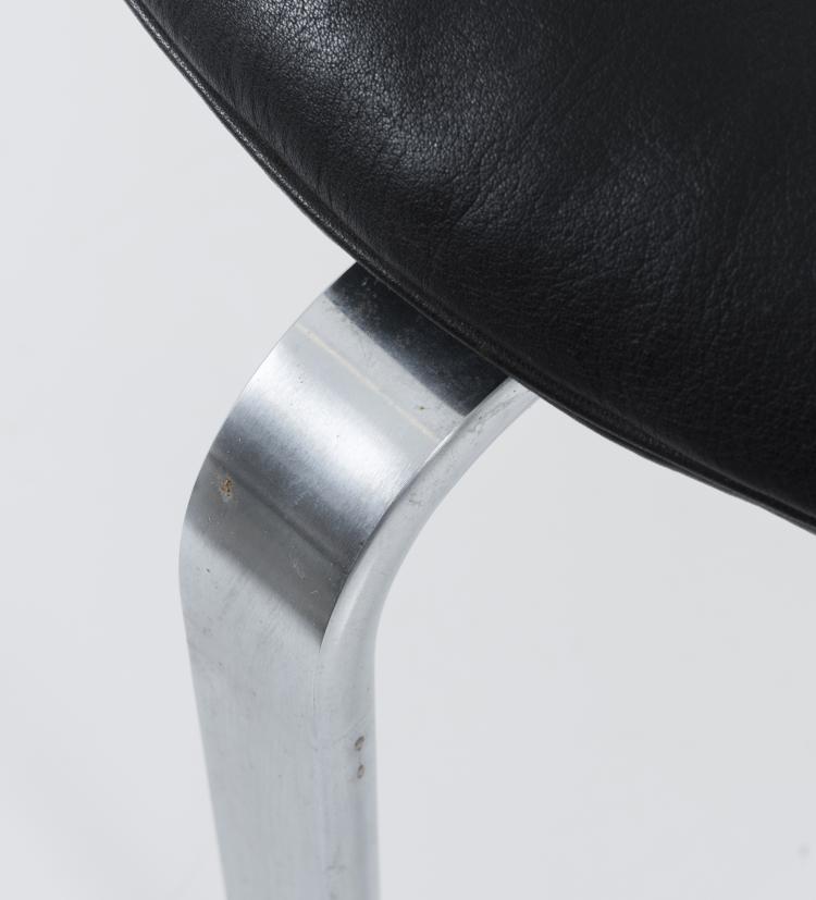 Bild 4 zu Objekt, 'PK-33' stool, 1958 , Poul Kjaerholm, Kold Christensen, Kopenhagen, 131B 445