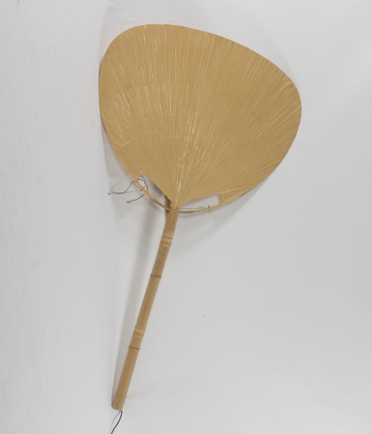 Bild 1 zu Objekt, Floor light 'Uchiwa I', 1973, Ingo Maurer, Design M Ingo Maurer, M&uuml;nchen, 131B 553