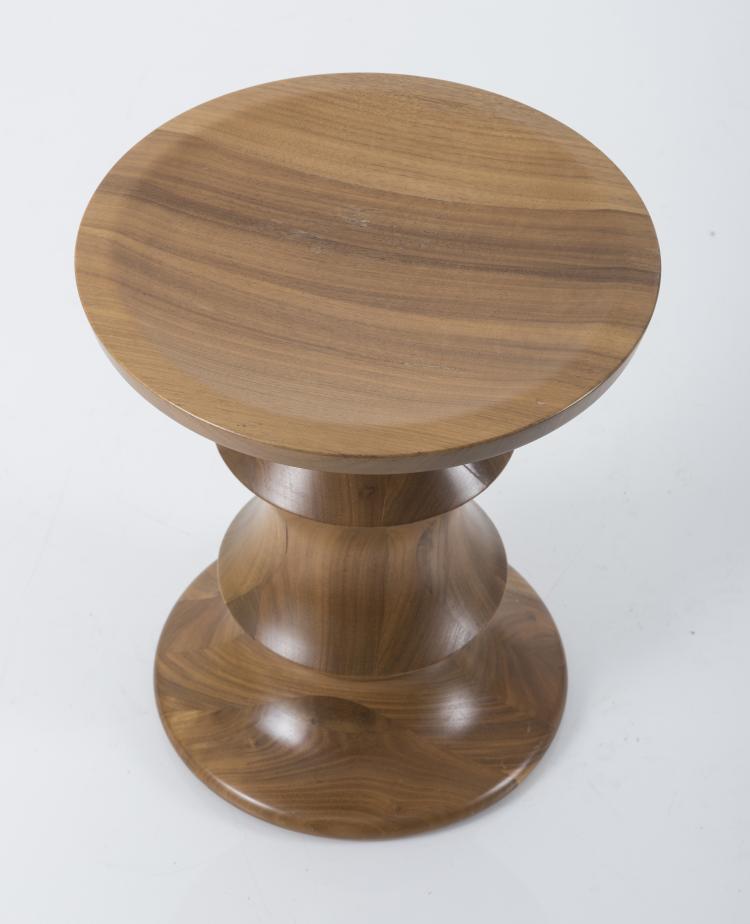 Bild 1 zu Objekt, 'Time Life' stool 'B', 1960, Ray Eames, Vitra AG, Weil am Rhein, 131B 476