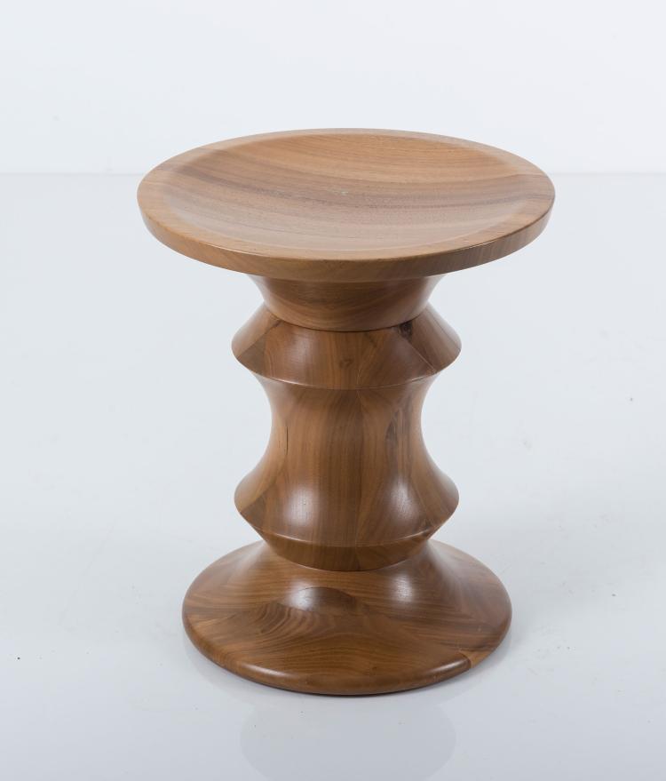 Bild 3 zu Objekt, 'Time Life' stool 'B', 1960, Ray Eames, Vitra AG, Weil am Rhein, 131B 476