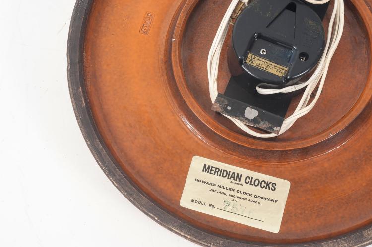 Bild 1 zu Objekt, 'Meridian 7576' wall clock, 1960s, George Nelson, Miller, Howard, Zeeland; Bitossi, Montelupo, 131B 318