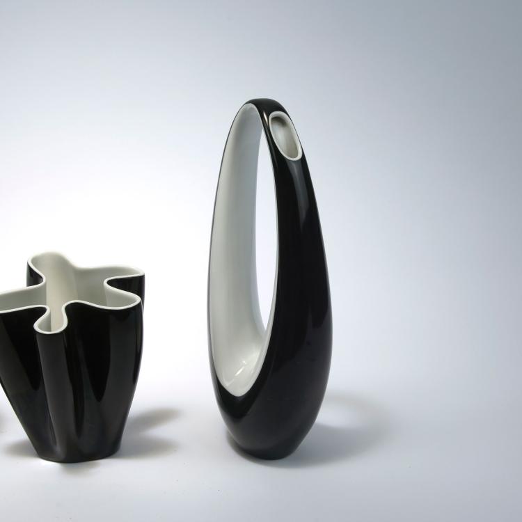Bild 1 zu Objekt, Four vases, '2646' - 'Palette', '2647', '2651' - 'Starfish', '2661' - 'Kummet', c1952/53, Beate Kuhn, Rosenthal, Selb, 131B 303