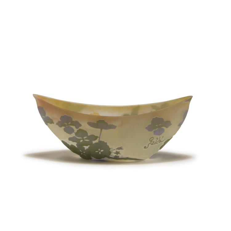 Bild 1 zu Objekt, Schale 'Hortensias', 1902-03, Gall&eacute;, Emile, Nancy, 132B 339