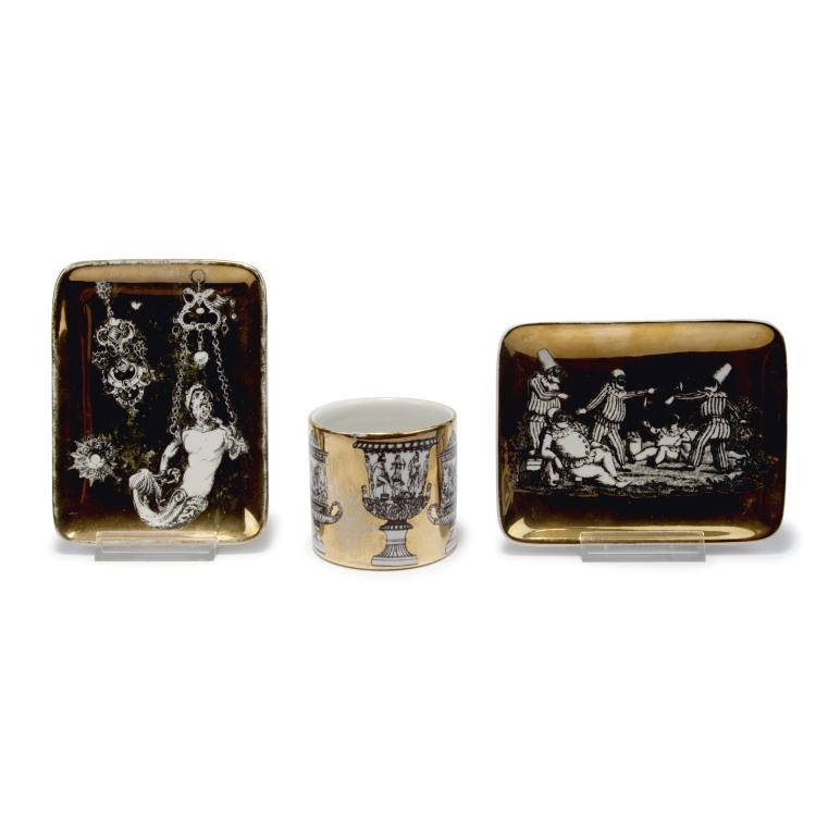 Hauptbild zu Objekt, Zwei Aschenbecher und Zigarettenbeh&auml;lter, 1950/60er Jahre, Piero Fornasetti, Fornasetti, Mailand, 131A 202