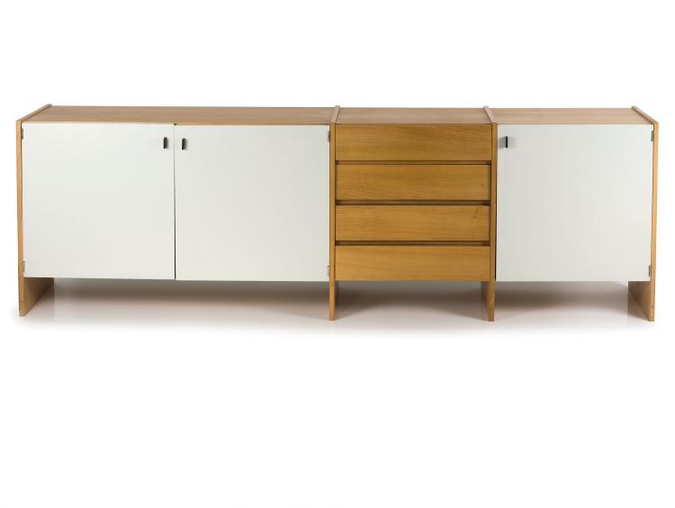 Bild 3 zu Objekt, 'RZ 571' sideboard and shelf for wall fastening, 1957 , Dieter Rams, Vitsoe & Zapf, Kronberg, 131B 440