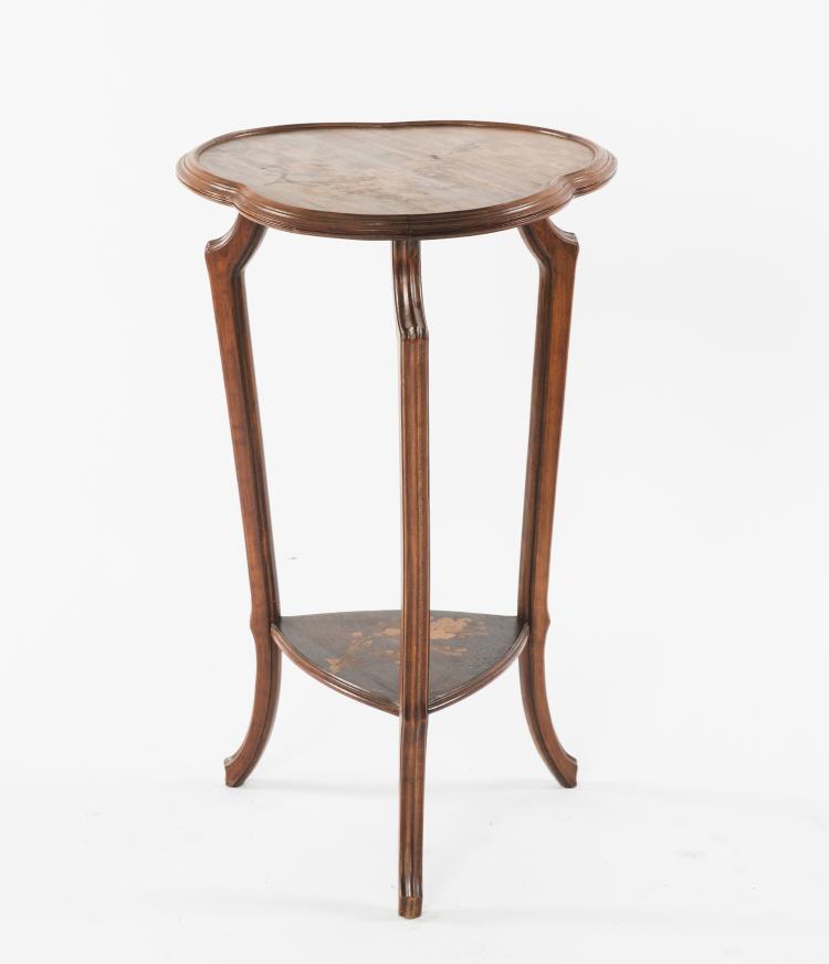 Hauptbild zu Objekt, 'Pommiers en fleurs' side table, 1910-15, Gall&eacute;, Emile, Nancy, 132B 565