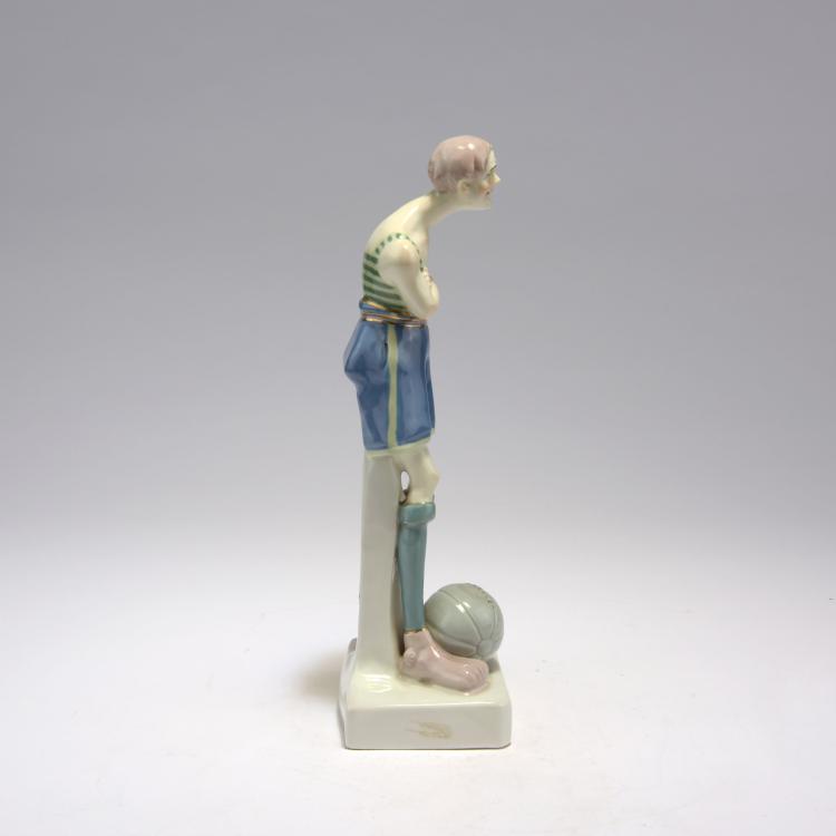 Bild 2 zu Objekt, Soccer player, 1920s, Turn-Teplitz Amphora-Werke Riessner, Amphora-Werke Riessner, Turn-Teplitz, 132B 686