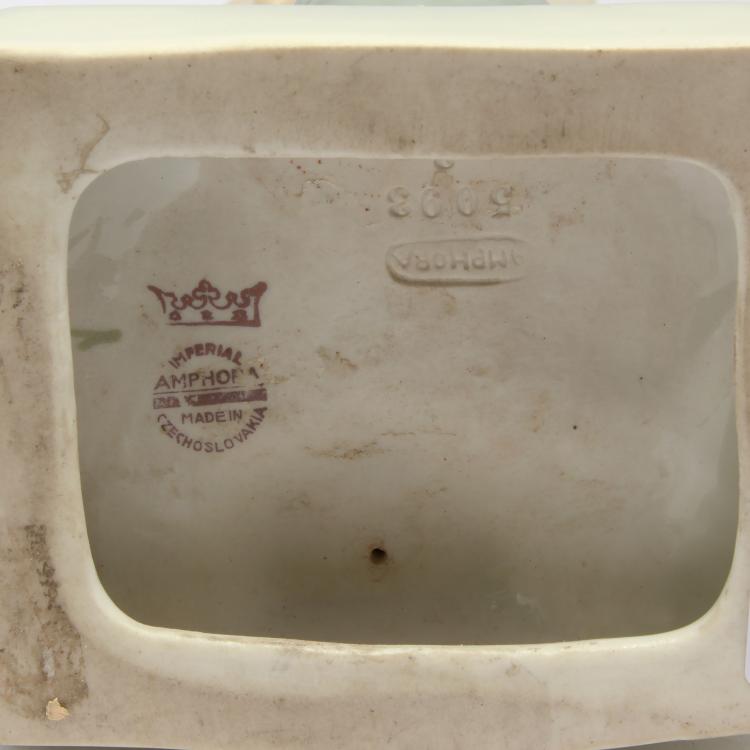 Bild 3 zu Objekt, Soccer player, 1920s, Turn-Teplitz Amphora-Werke Riessner, Amphora-Werke Riessner, Turn-Teplitz, 132B 686