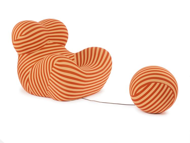 Hauptbild zu Objekt, 'Donna' - 'UP 5' easy chair and 'UP 6' ottoman, 1969, Gaetano Pesce, B&B Italia, Novedrate, Como, 131A 137