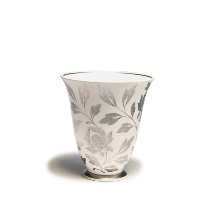 Hauptbild zu Objekt, 'Moonstone' vase, c1939, Millicent Taplin, Wedgwood Etruria, Stoke-on-Trent, 131B 321
