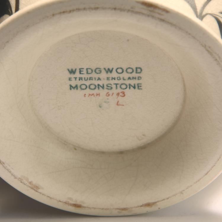 Bild 2 zu Objekt, 'Moonstone' vase, c1939, Millicent Taplin, Wedgwood Etruria, Stoke-on-Trent, 131B 321
