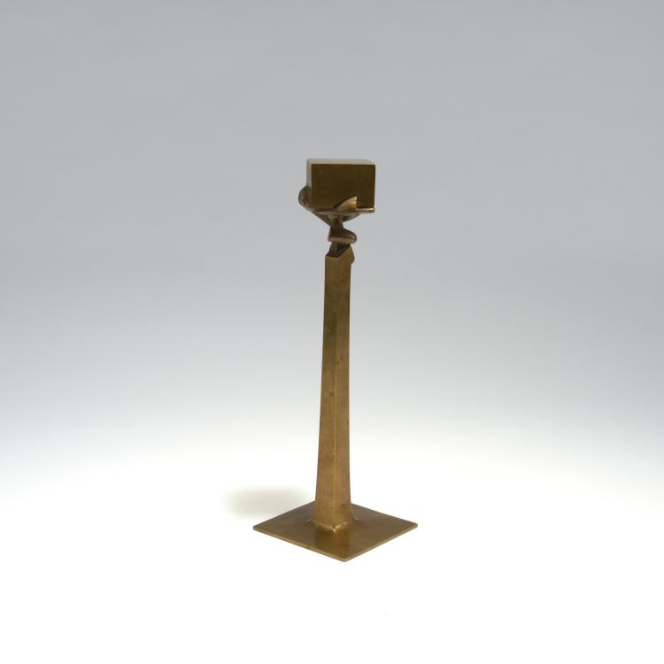 Bild 2 zu Objekt, 'Kleine S&auml;ulenkaryatide B', 1968, Fritz Koenig, 132A 98