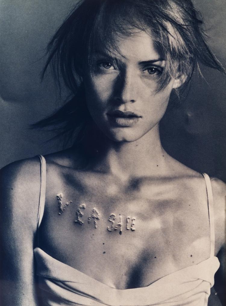 Hauptbild zu Objekt, 'Looking for Love (Versace)', 1996, Daniele Buetti, 132A 65