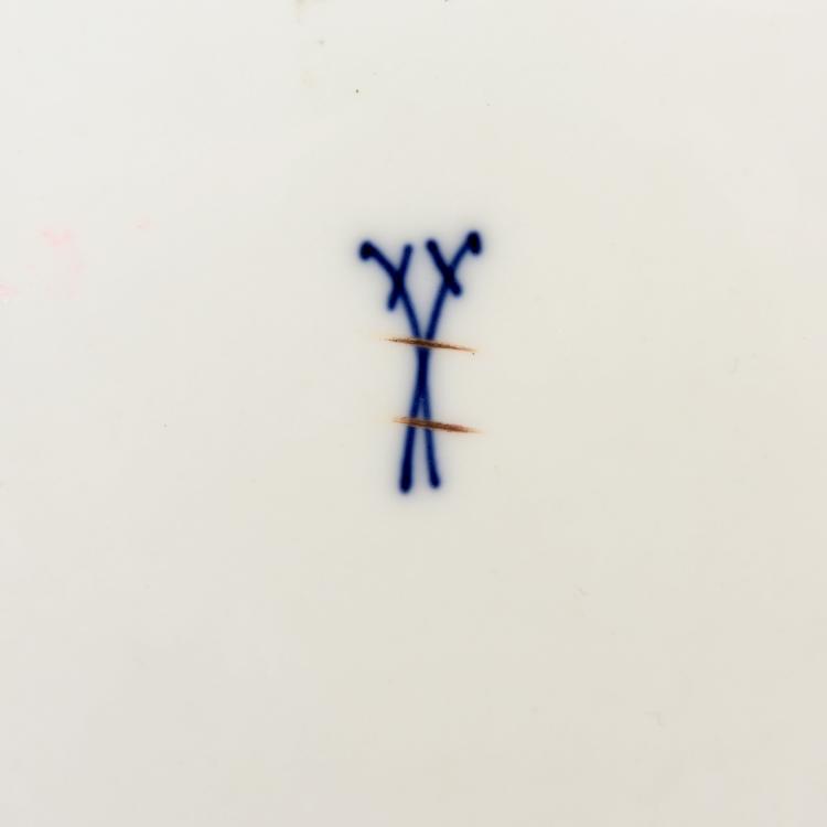 Bild 1 zu Objekt, Teller 'Peitschenhieb', 1903/04, Henry van de Velde, Meissen, KPM, 132B 770