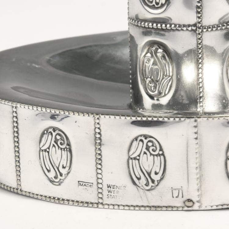 Bild 3 zu Objekt, Kerzenleuchter, um 1908, Josef Hoffmann, Wiener Werkst&auml;tte, 132B 906