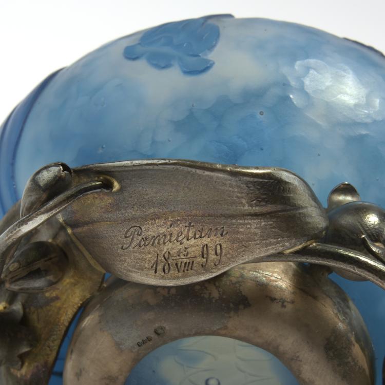 Bild 3 zu Objekt, Martel&eacute;-Vase 'Muguet' mit einer Silbermontierung von G.A. Scheid, Wien, 1899, Daum Fr&egrave;res, Nancy, 132B 195