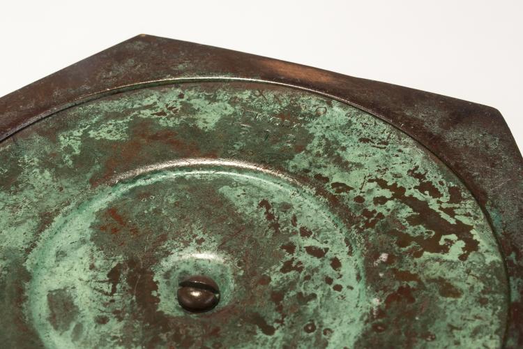 Bild 2 zu Objekt, Vase with bronze base,  1910-15, Tiffany, L. C., New York, 132B 551