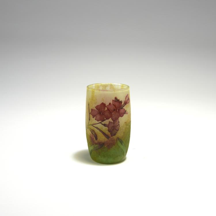 Bild 1 zu Objekt, 'Ol&eacute;andre' vase, c1912, Daum Fr&egrave;res, Nancy, 132B 271