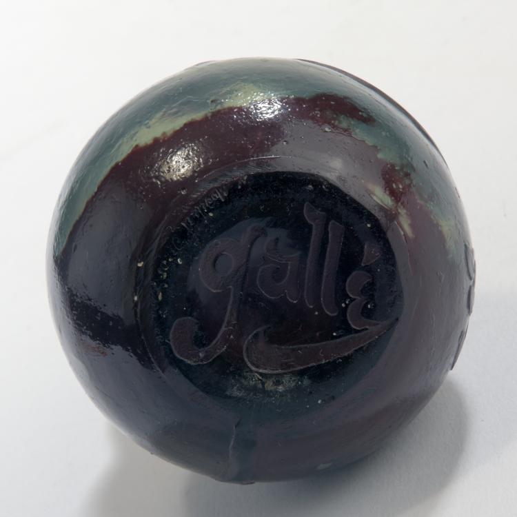 Bild 2 zu Objekt, 'Lys martagon' vase, 1895-97, Gall&eacute;, Emile, Nancy, 132B 323