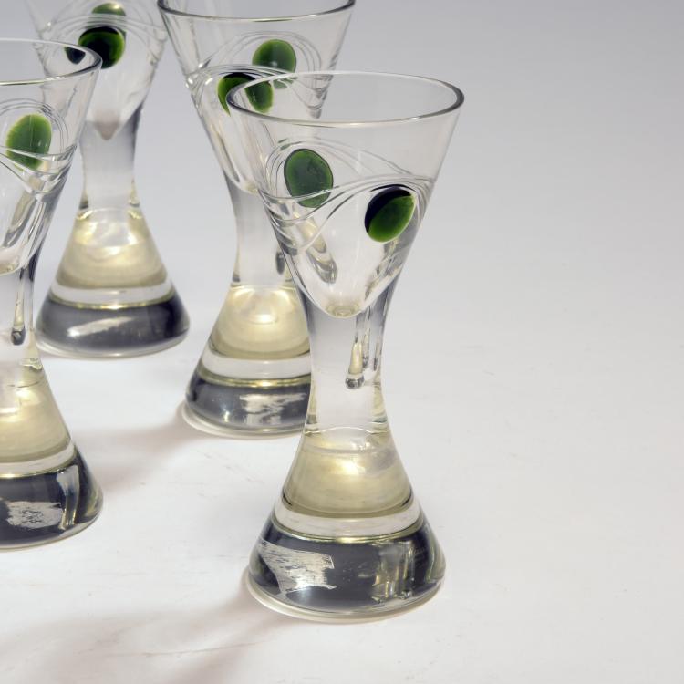 Bild 1 zu Objekt, Eight liquor mugs, c1900, K&ouml;ln-Ehrenfeld, Rheinische Glash&uuml;tten, 132B 532