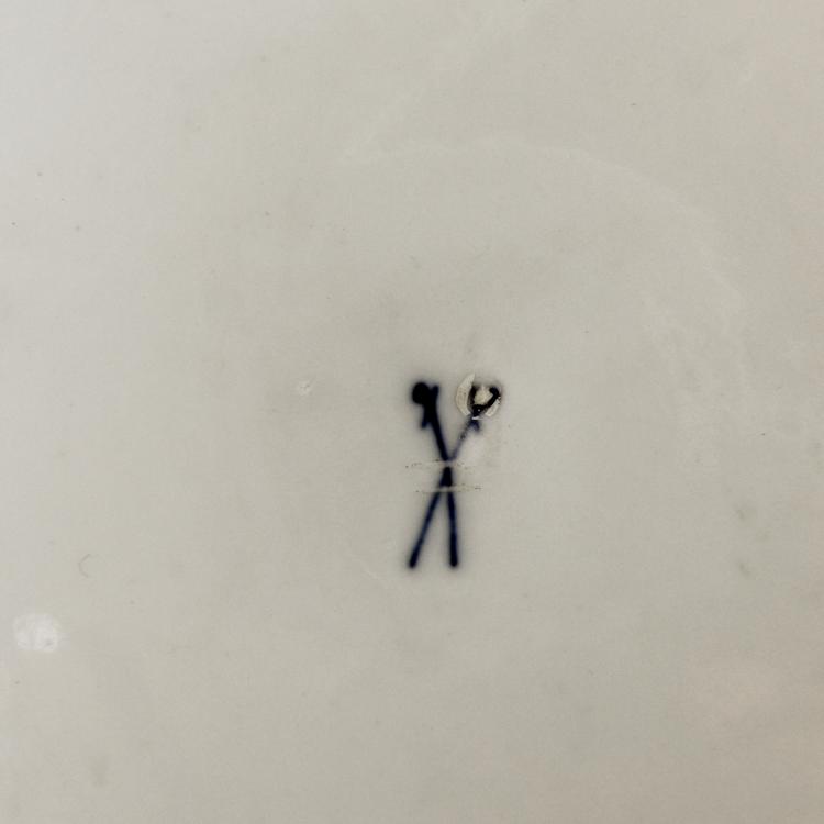 Bild 1 zu Objekt, 'Bows' platter, 1909, Theodor Grust, Meissen, KPM, 132B 769