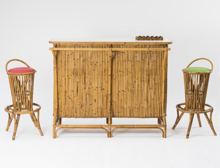 Hauptbild zu Objekt, Counter with two bar stools, c1950, Italien, 133B 307