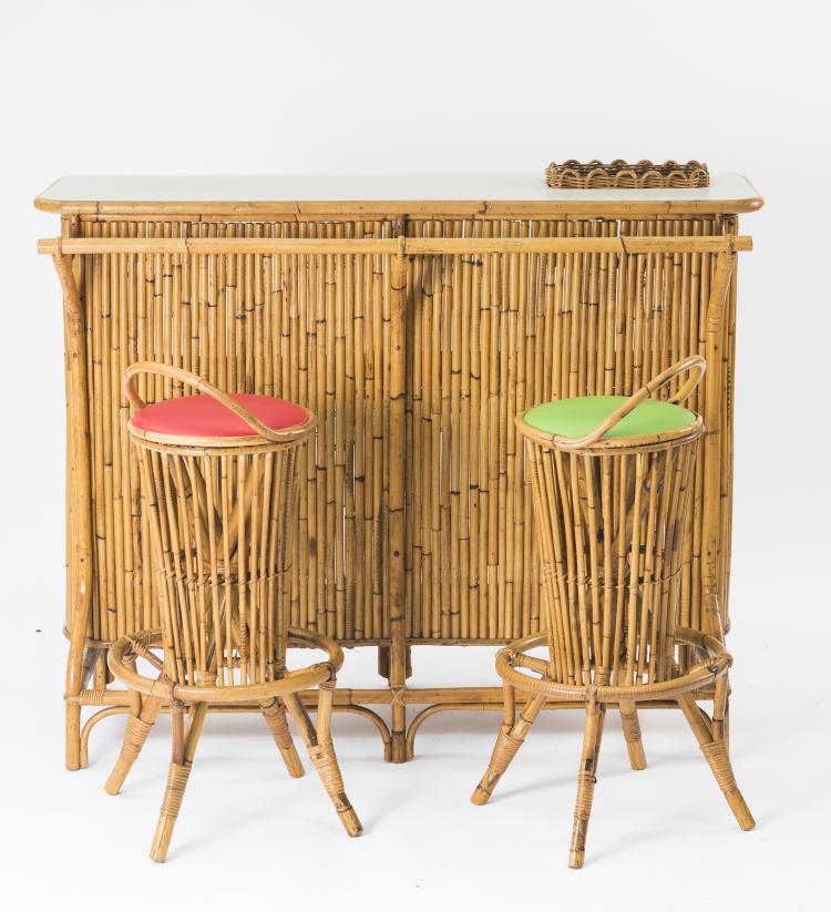 Bild 3 zu Objekt, Counter with two bar stools, c1950, Italien, 133B 307