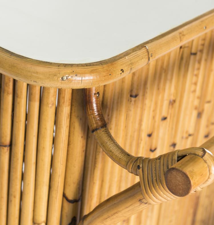 Bild 8 zu Objekt, Counter with two bar stools, c1950, Italien, 133B 307